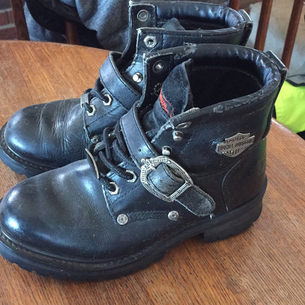 Riding boots